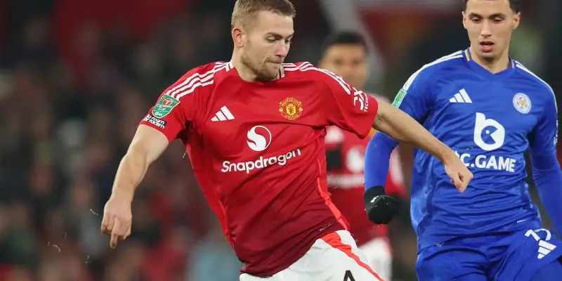 Leicester đang có lợi thế về lực lượng hơn Man United